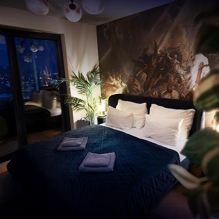 Apartamento Skyline Elegance With Free Parking Bratislava Exterior foto